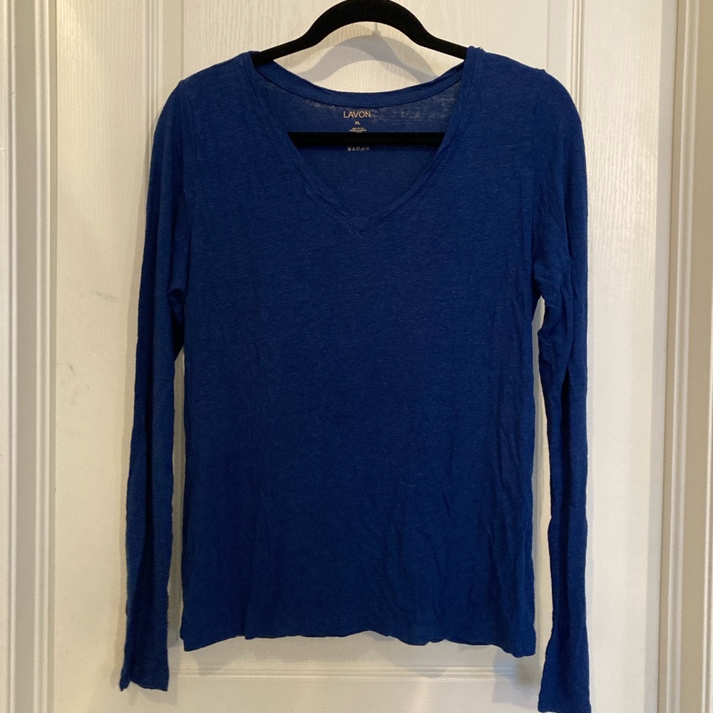LAVON 100% cotton Extra long sleeve T-shirt. Size XL. Slight burnout styling